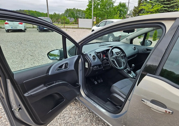 Opel Meriva cena 22700 przebieg: 199980, rok produkcji 2010 z Warszawa małe 232